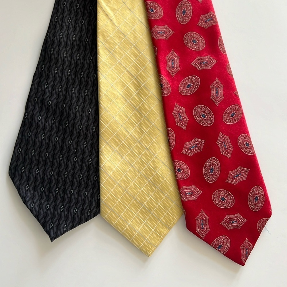 Tie Bundle Van Heusen, Calvin Klein, Stafford (3) - Picture 1 of 7